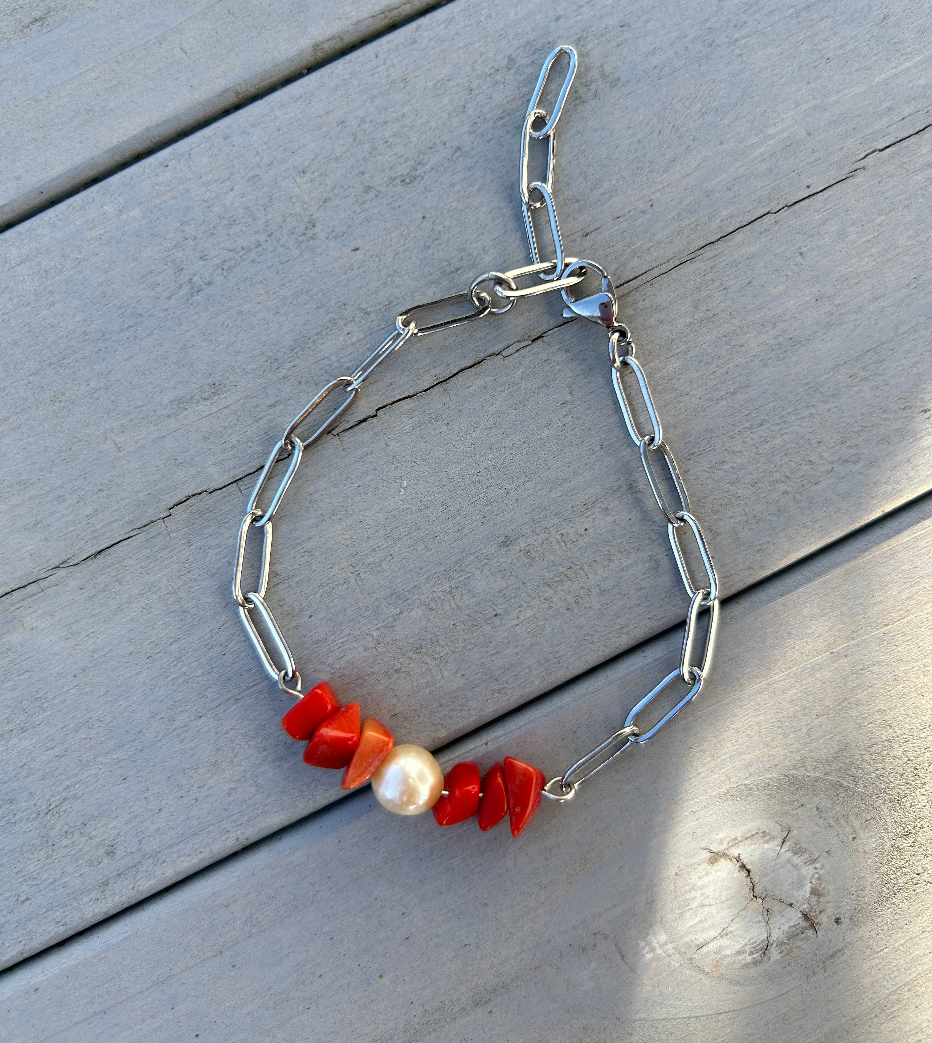 Armband „Adriana“ mit roter Koralle